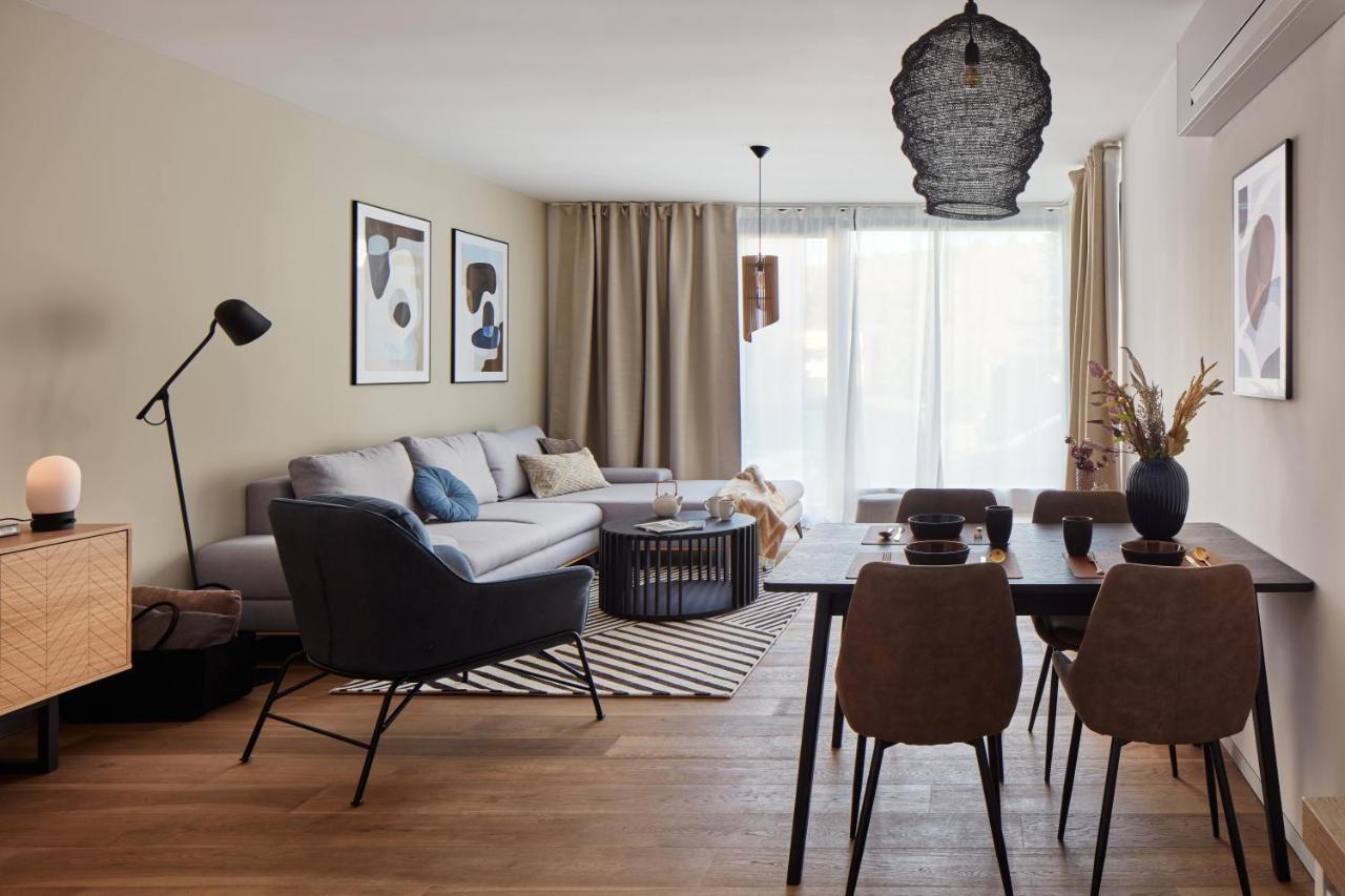 Prague Days - Stylish Apartments With Terrace - Parking - Quiet Area 外观 照片